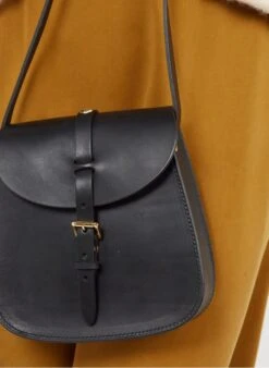 Mini-Umhängetasche Aus Leder Mit Schnalle In Schwarz -Soeur 2643286