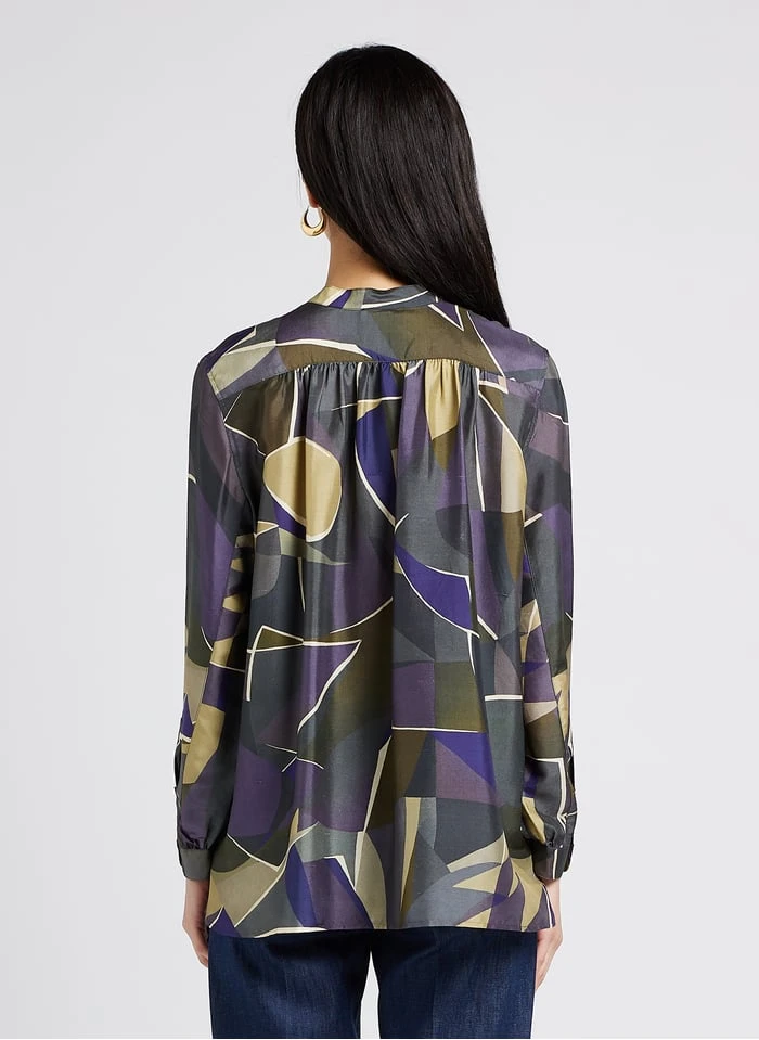 Soeur Geblümte Seidenbluse Mit Hohem Rundhalskragen In Grau 2 Soeur Geblümte Seidenbluse Mit Hohem Rundhalskragen In Grau – Bild 2