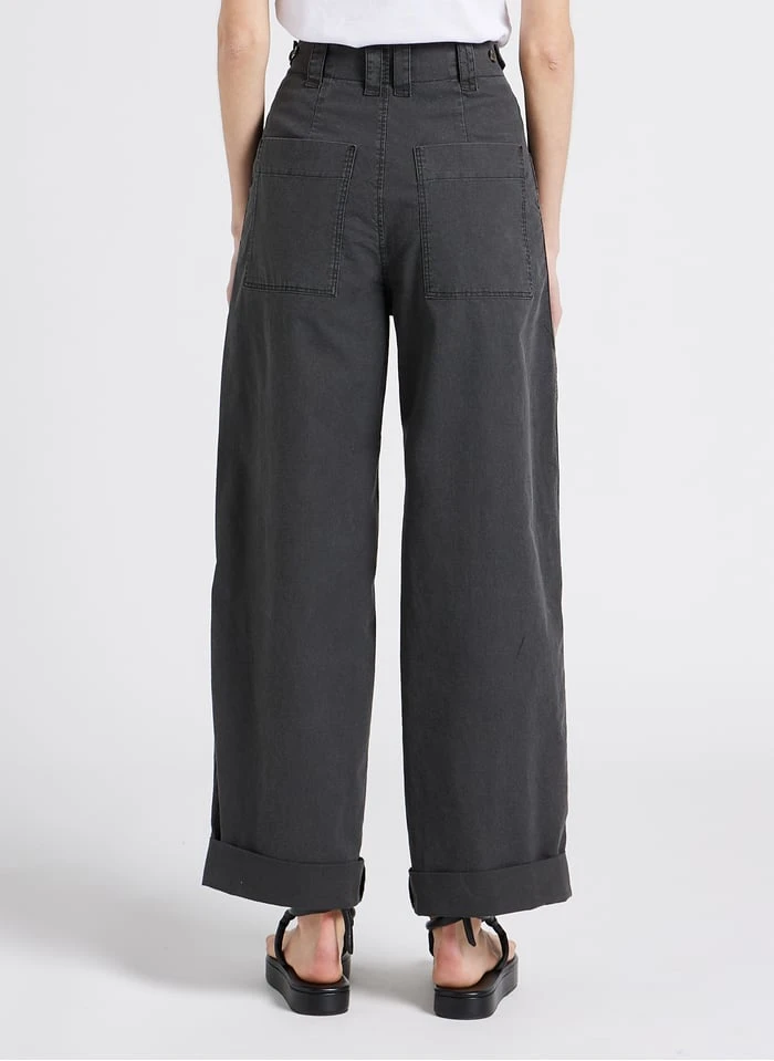 Soeur Weite Hose Aus Gewaschener Baumwolle In Grau 2 Soeur Weite Hose Aus Gewaschener Baumwolle In Grau – Bild 2